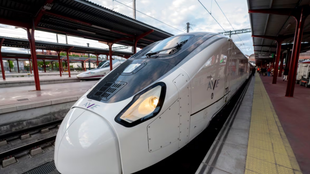 H Κίνα παρουσιάζει το πιο γρήγορο τρένο του κόσμου: Θα έκανε τη διαδρομή Κόρινθος–Θεσσαλονίκη σε λιγότερο από μία ώρα!