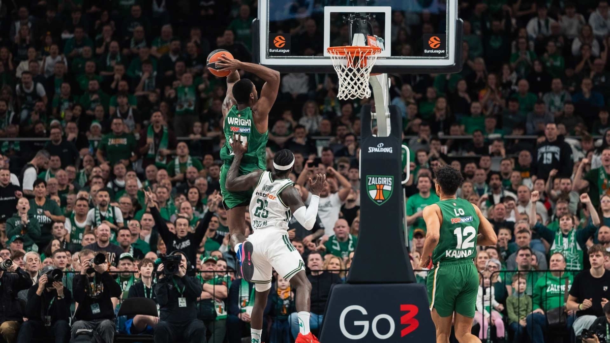 Το εντυπωσιακό κάρφωμα του Ράιτ κόντρα στον Παναθηναϊκό!