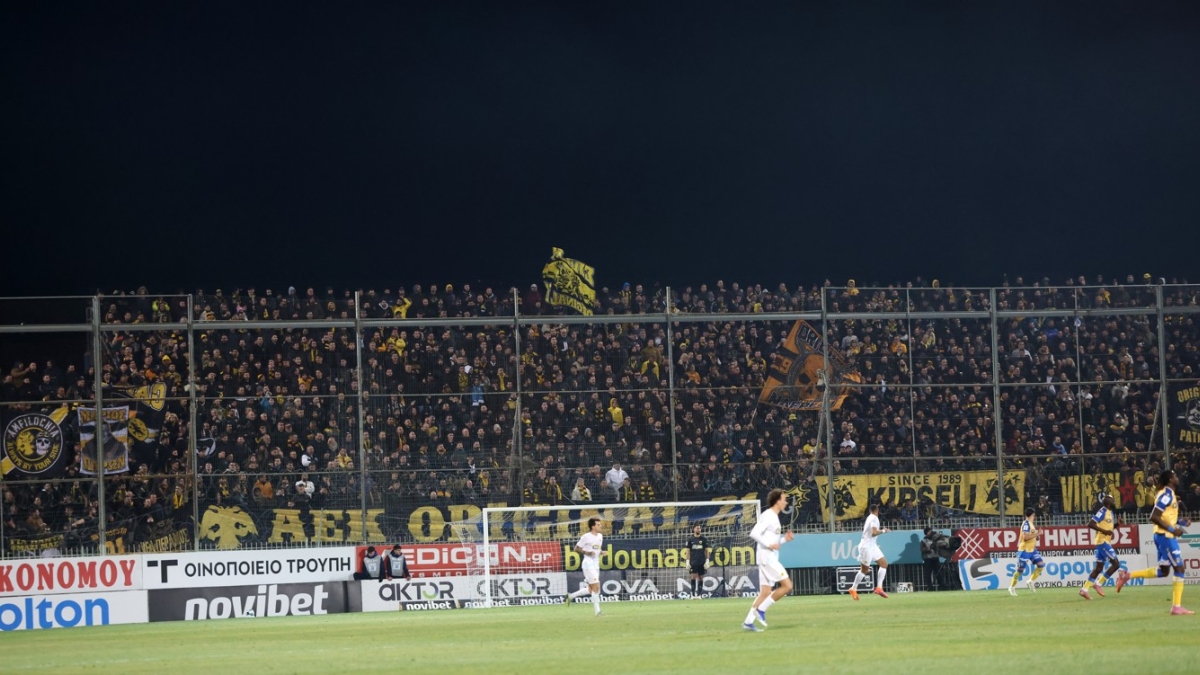 Ο κόσμος της ΑΕΚ στην Τρίπολη