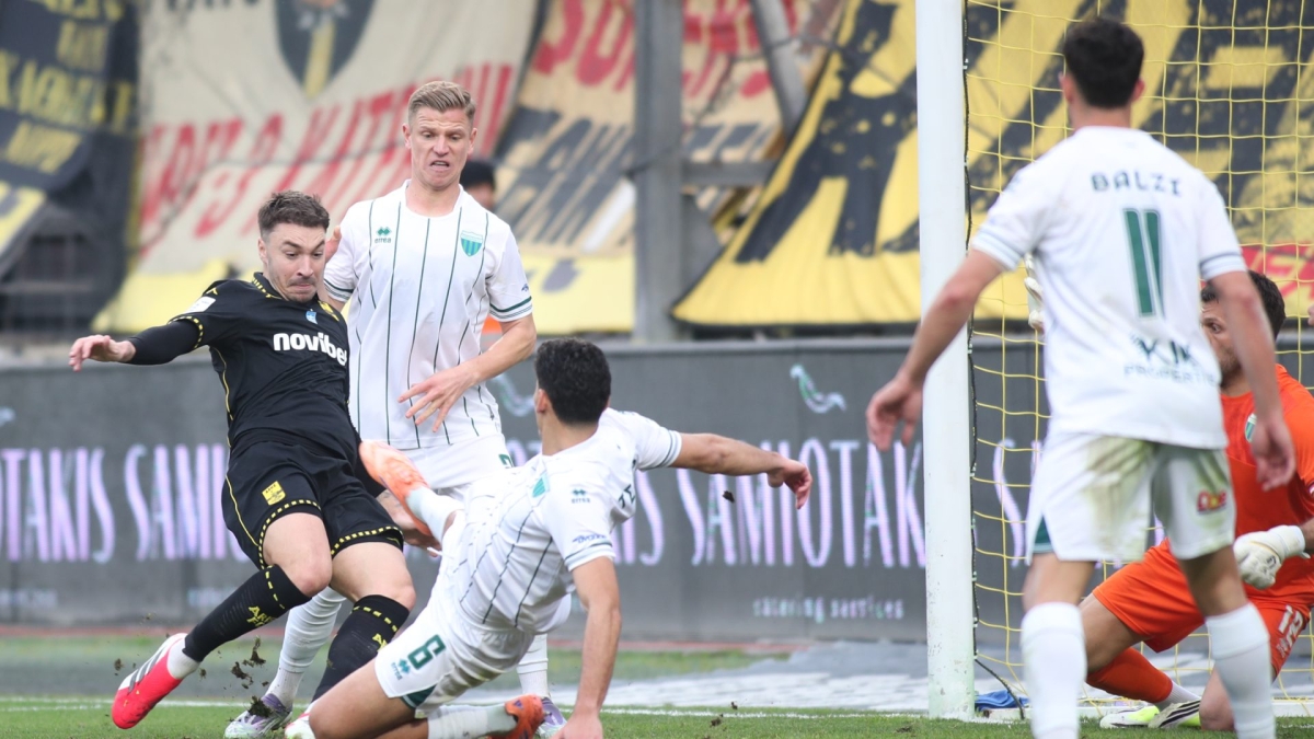 Άρης - Λεβαδειακός