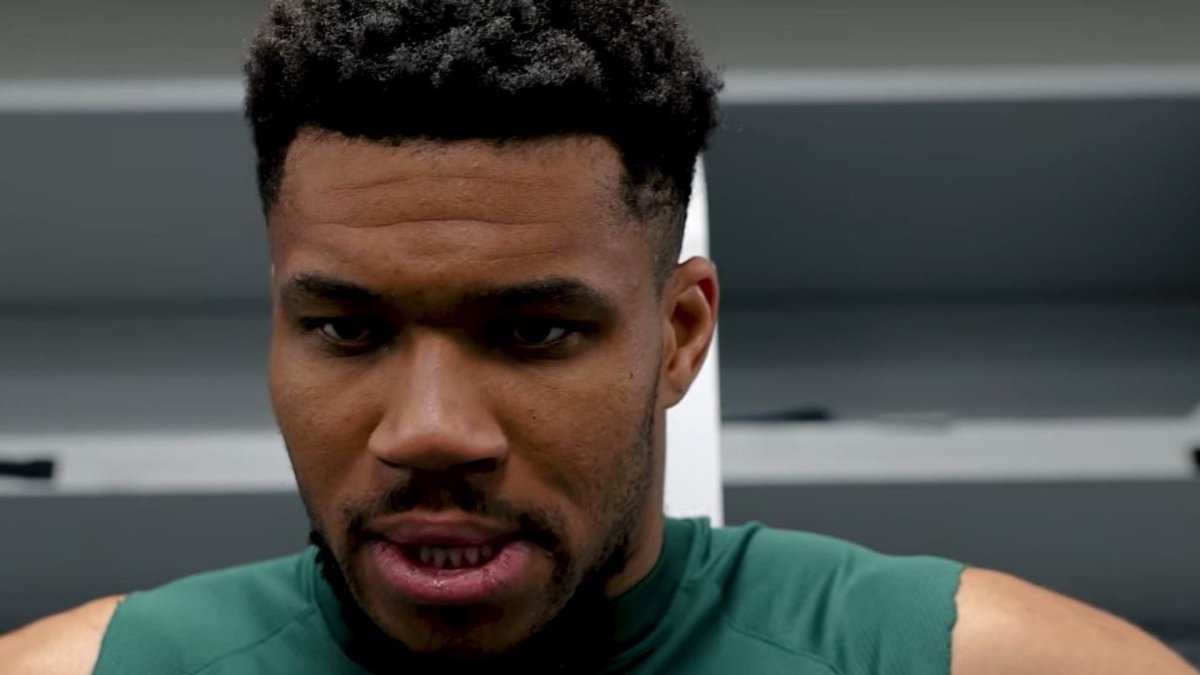 antetokounmpo_youtube_milwaukee_bucks