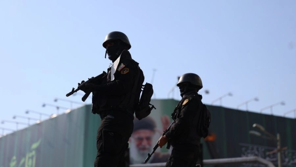 Φρουροί της Επανάστασης: «Τέλος τα αντίποινα, είμαστε έτοιμοι για ολοκληρωτικό πόλεμο»