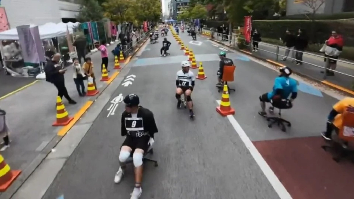 Ιαπωνία: Το πρωτάθλημα «ράλι» με καρέκλες γραφείου – Αγώνες 20 χιλιομέτρων και έπαθλο 90 κιλά ρύζι