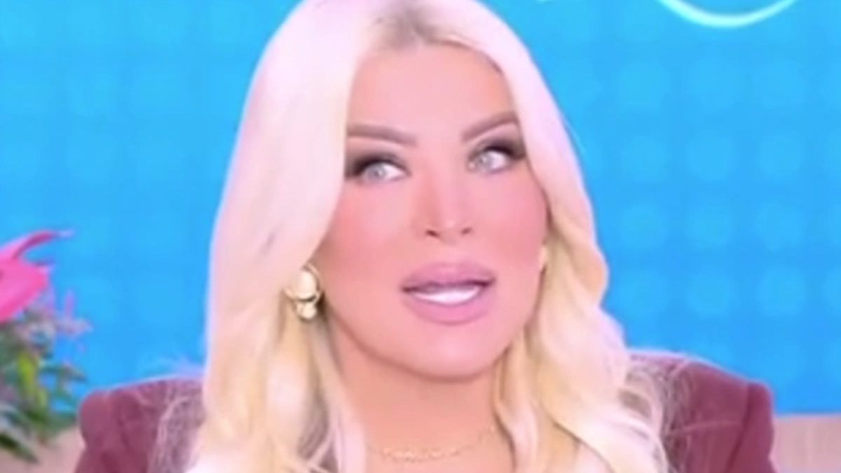 Ξαφνική απουσία της Κατερίνας Καινούργιου από το πλατό: «Την άλλη βδομάδα σταματάω» ενημέρωσε