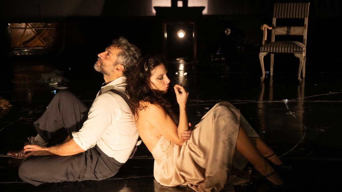 Η Νάνα Παπαδάκη στο Gazzetta: «Στο σκοτάδι θα βρούμε αυτό που έχει αξία» (vid)