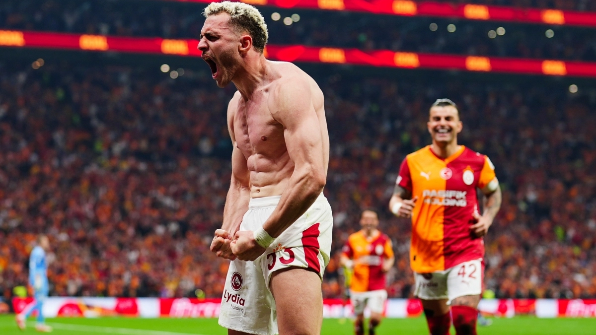 Θρίαμβος της Γαλατά στο ντέρμπι με τη Φενέρ και αγκαλιά με τον τίτλο