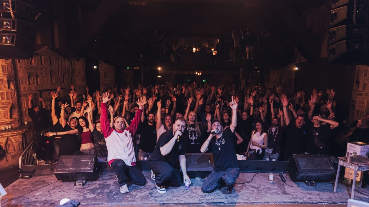 Το ραπ γλέντι των Pindos Atletico