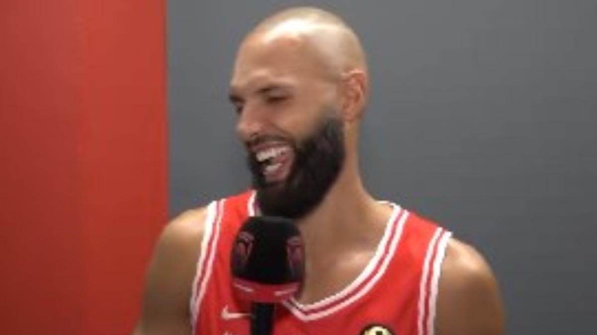 Φουρνιέ: Το trash talking, το fantasy, ο ύπνος του Βεζένκοβ και το back to back