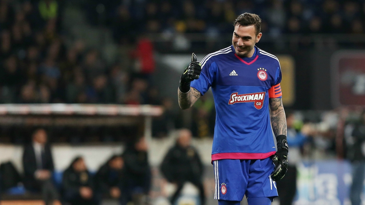 Αρχηγός - Ρομπέρτο