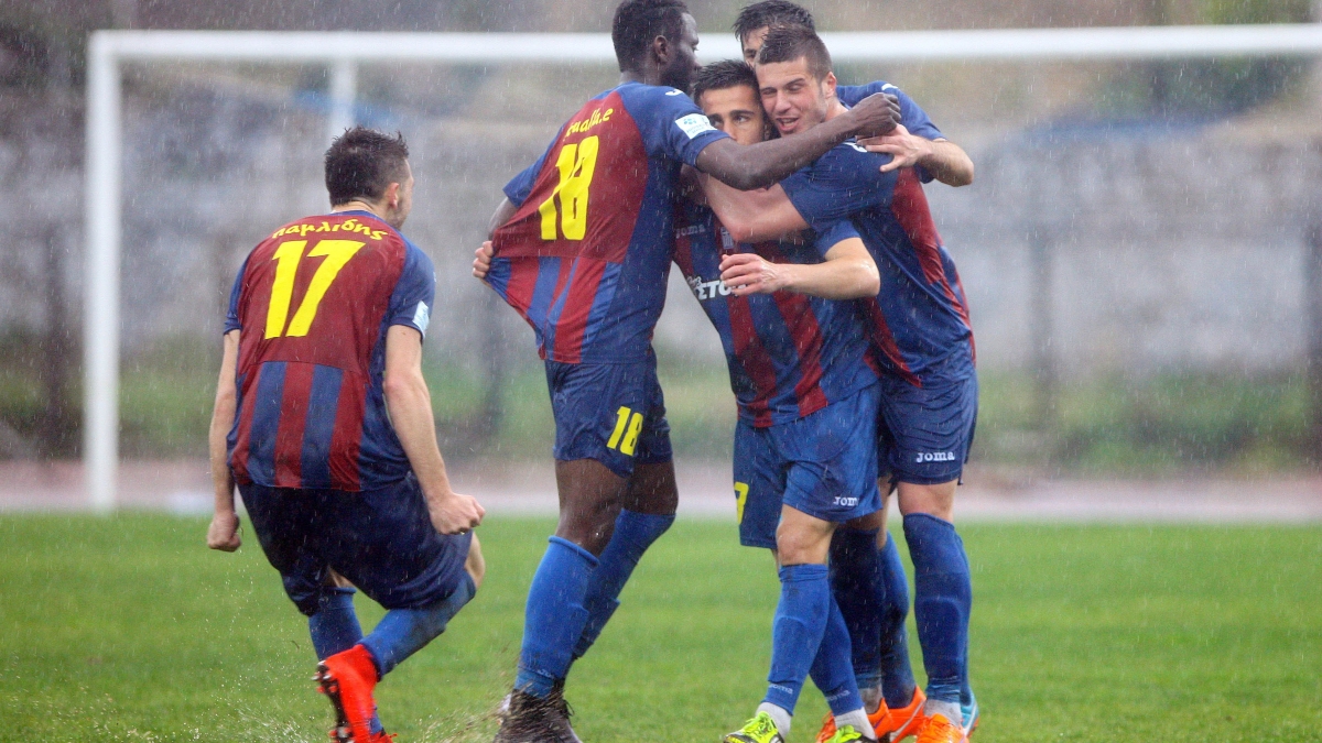 Κορυφή και περιμένει η Κέρκυρα!