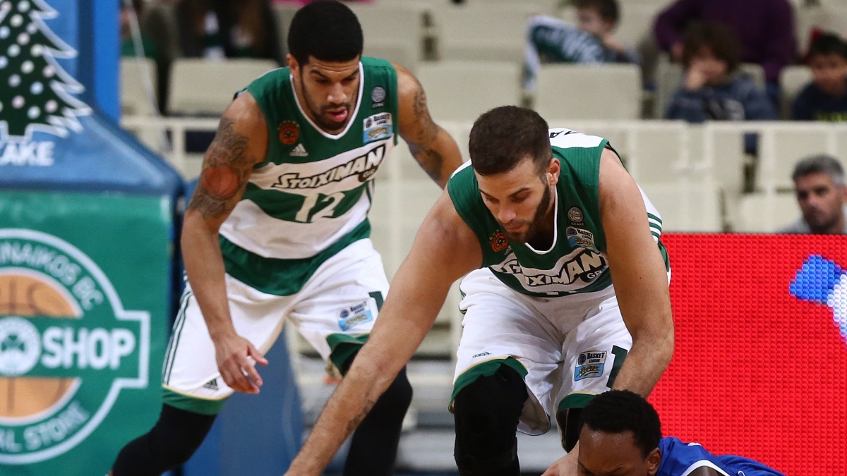 Ο Παππάς χτύπησε άθελά του τον Φελντέιν (vid)