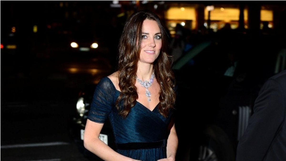 Η Κέιτ Μίντλεντον έκανε πλαστική στο στήθος (pic)