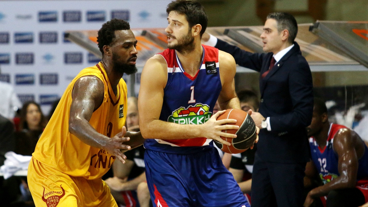 Πρόβλημα με Μανωλόπουλο στα Τρίκαλα