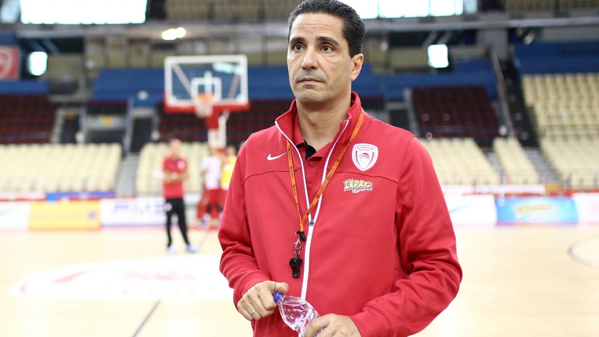 Σφαιρόπουλος: «Η Μπαρτσελόνα έχει ανάγκη από νίκες και θα έχει την πίεση»