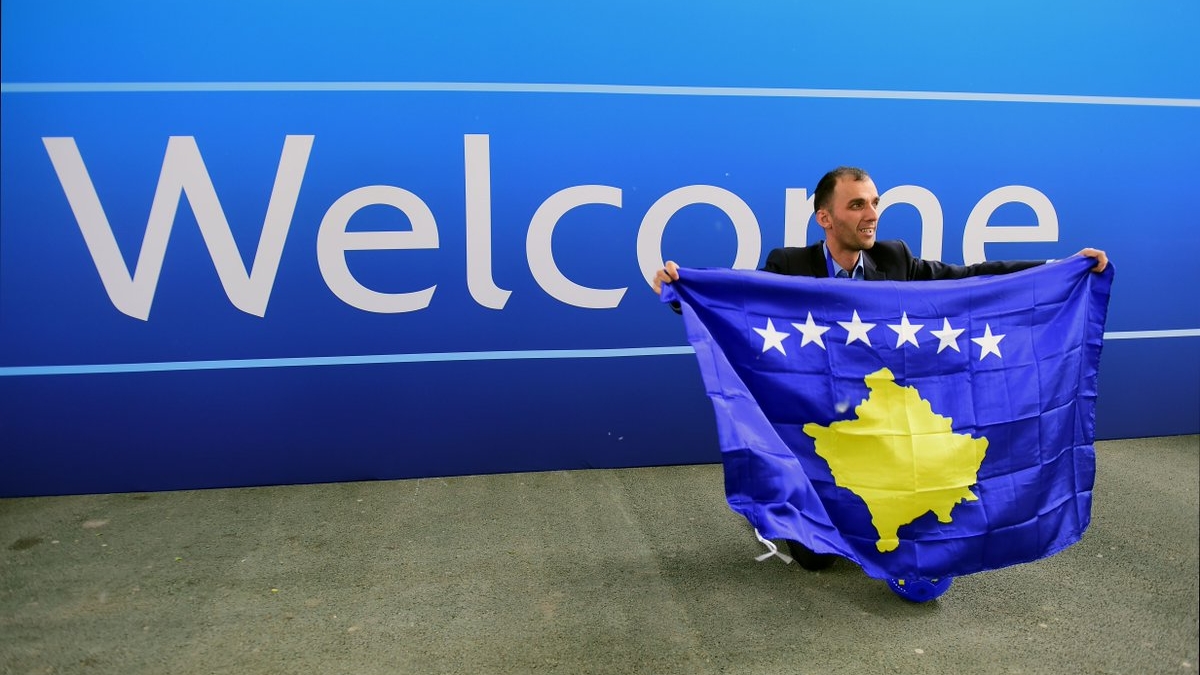 Το Κόσοβο μένει UEFA!
