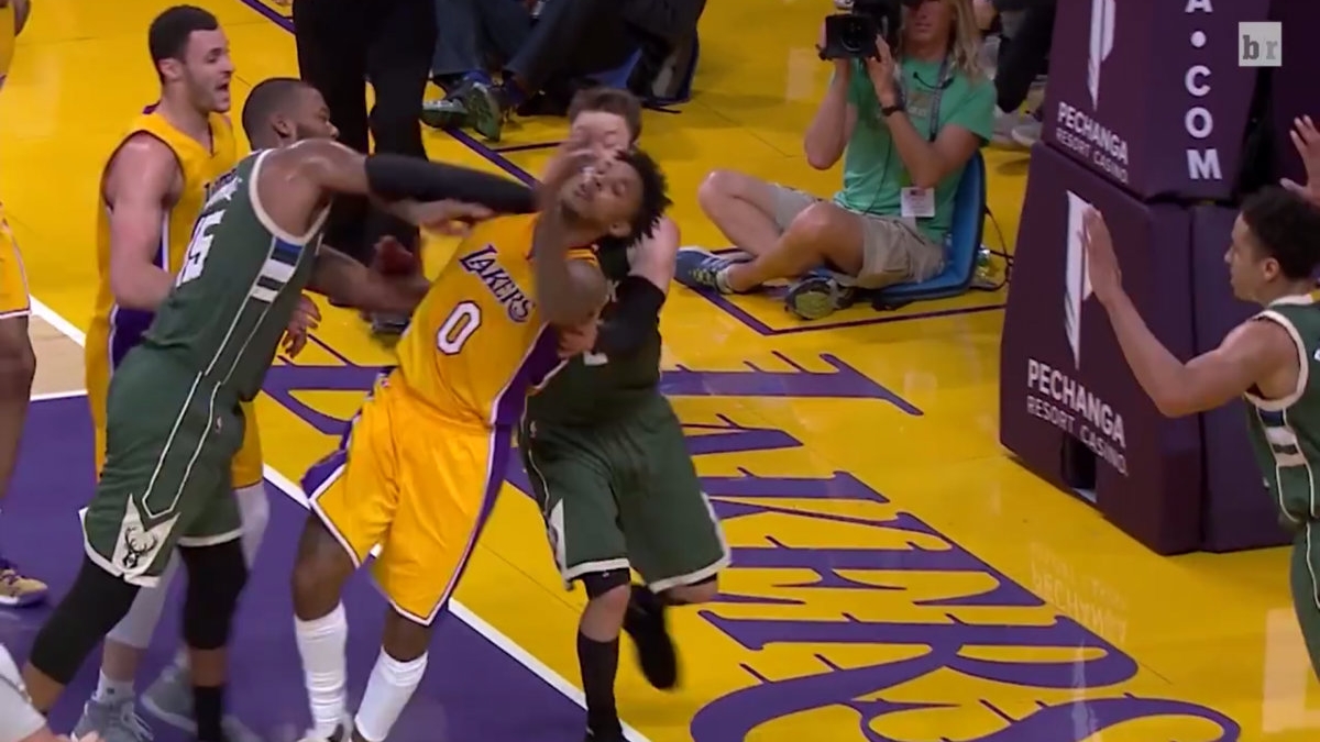 Πιάστηκαν στα χέρια Γιανγκ και Μονρό! (vid)