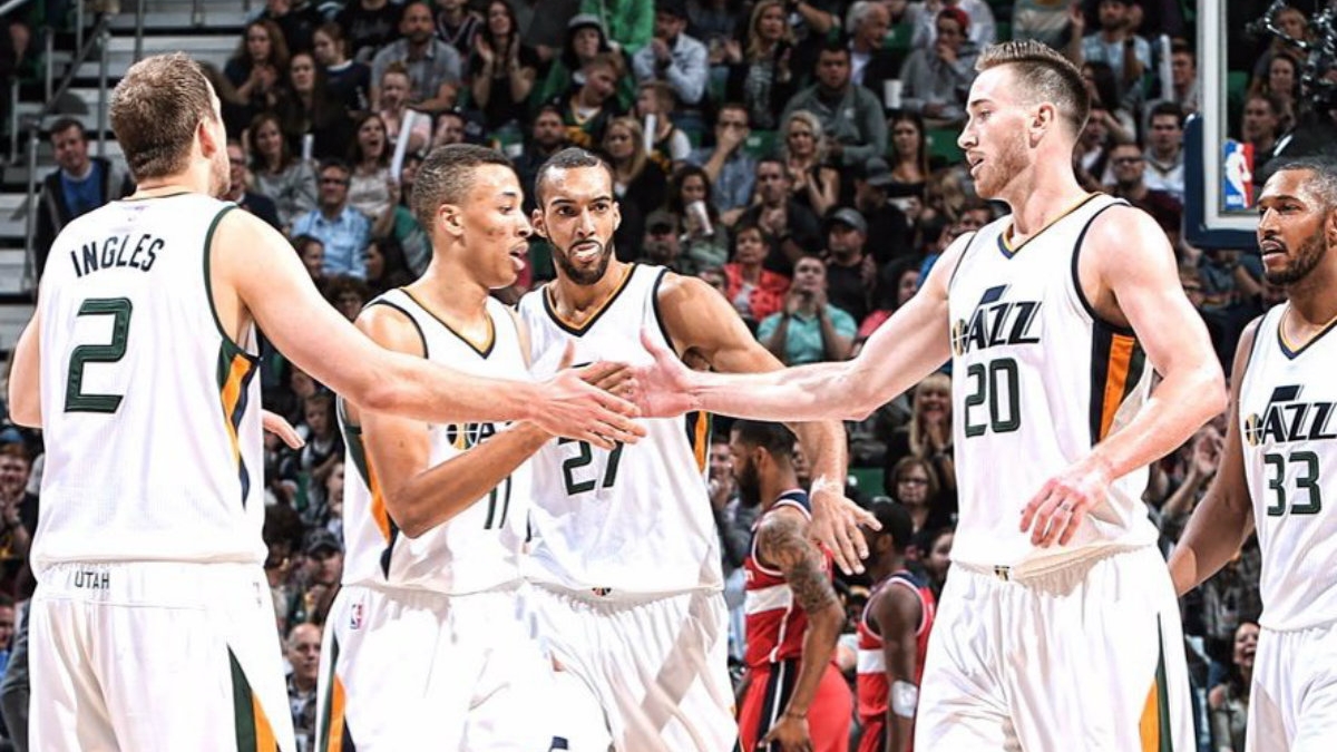 Τζαζ - Τίμπεργουλβς 120-113