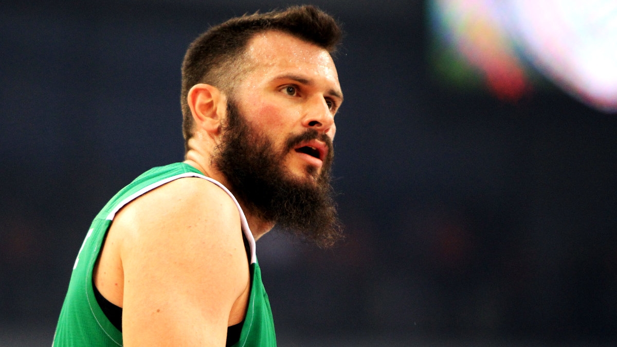 ΠΣΑΚ για Φώτση: «Υποκλινόμαστε στο μεγαλείο σου»