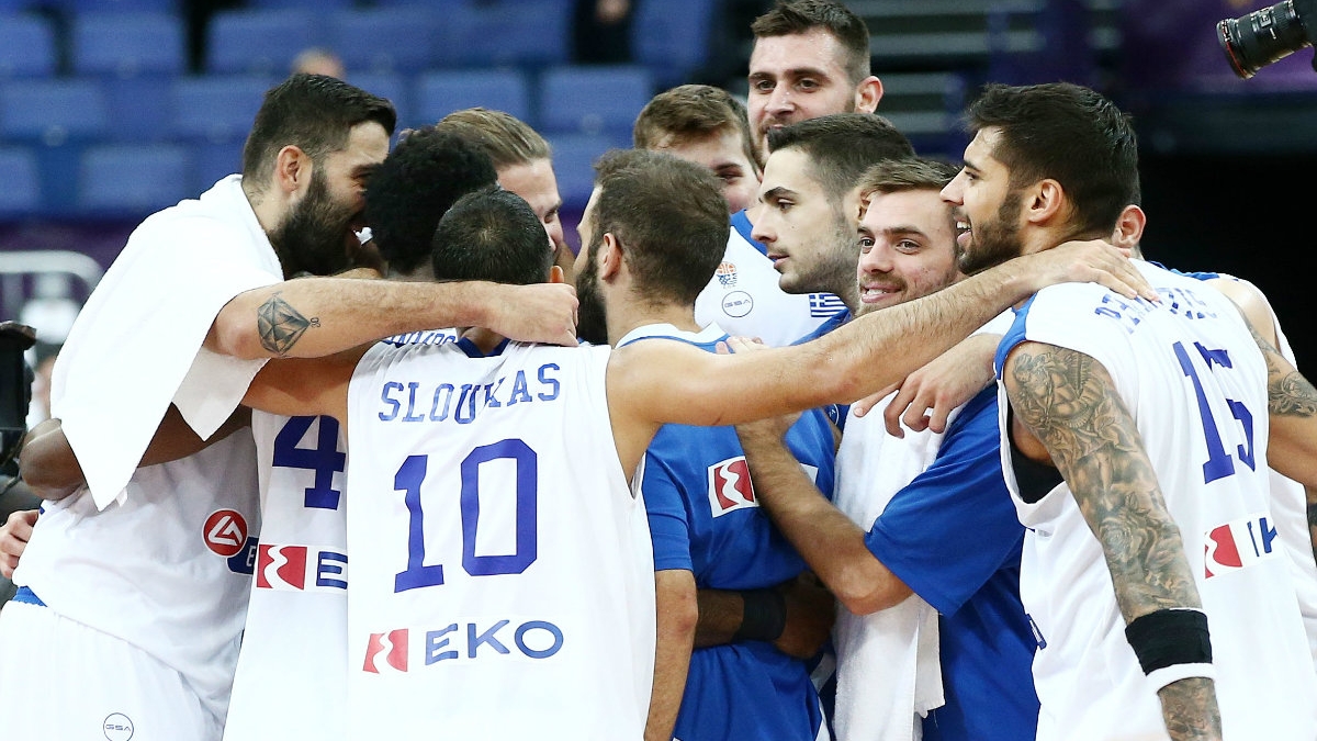 «Άντε τσακωθείτε λίγο τώρα»! (vid)