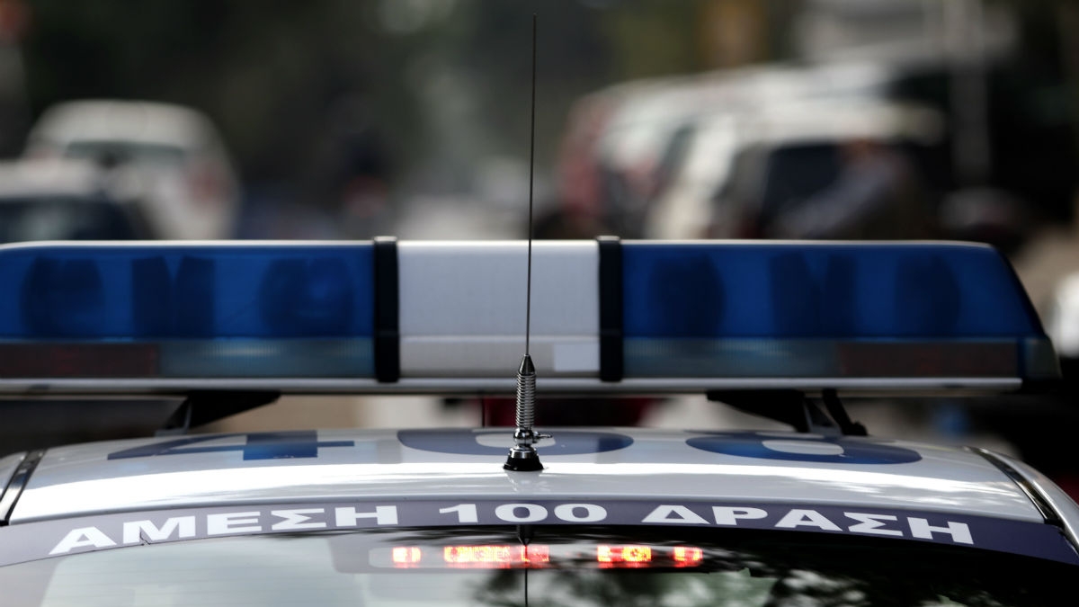 Χειροβομβίδα έξω από το σπίτι εκδότη στα Βριλήσσια