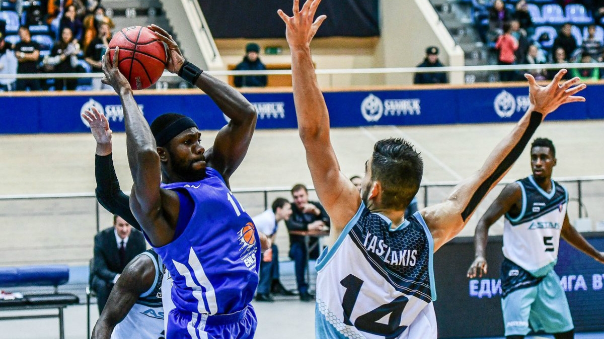 Ένισεϊ - Αστάνα 90-76