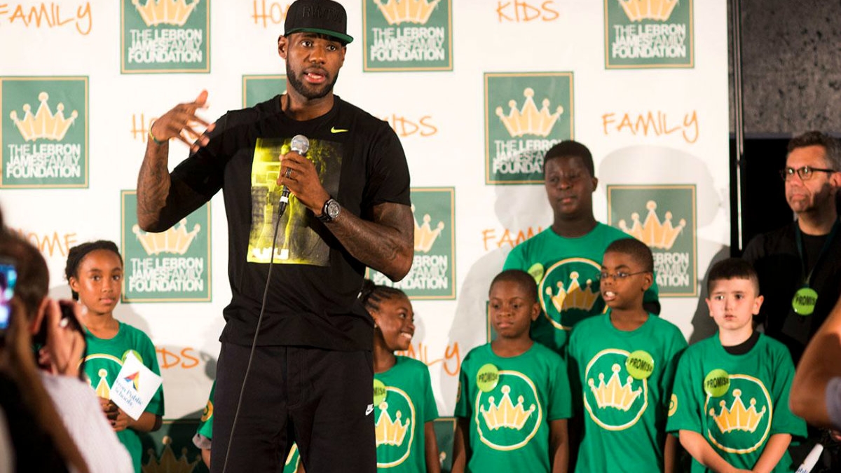 Ανοίγει το σχολείο του ΛεΜπρόν στην γενέτειρά του! (pic)