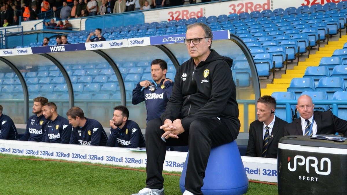 Τι δουλειά έχει ο Μπιέλσα σε αυτό το ποδόσφαιρο;