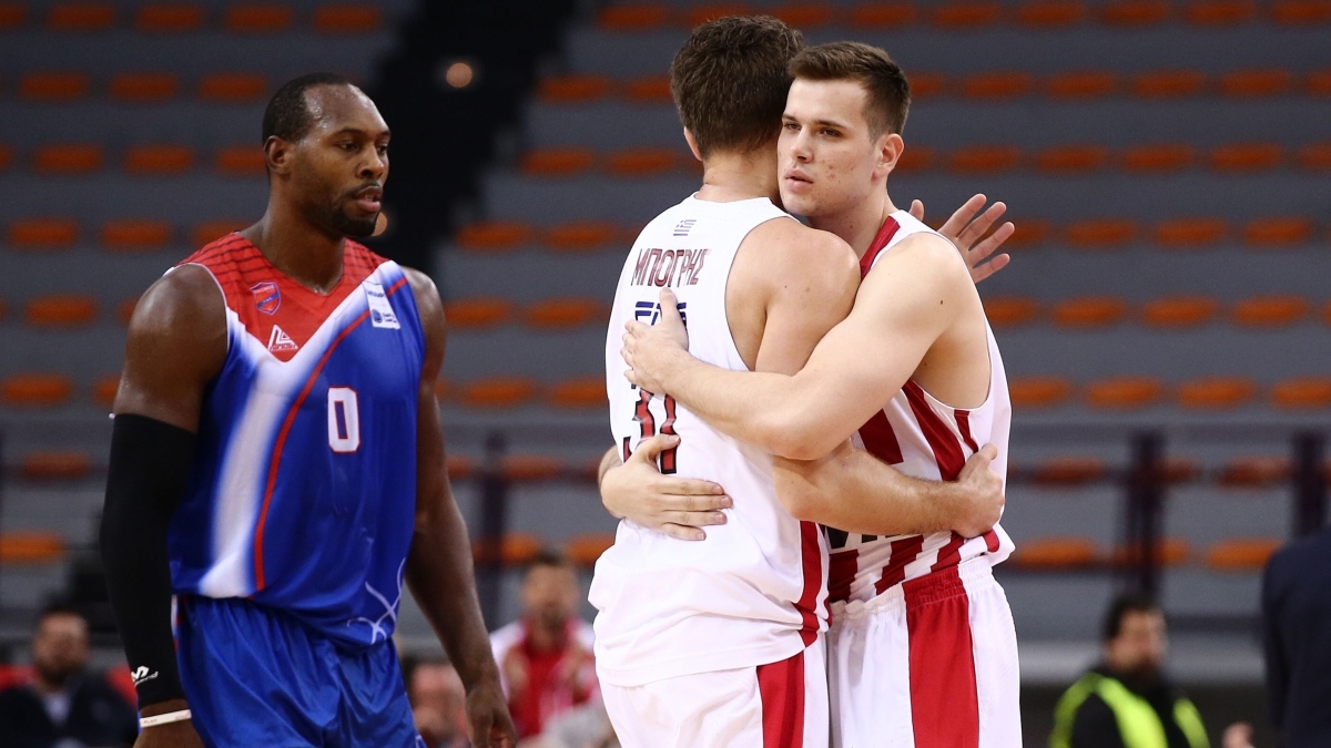 Ποιος Πανιώνιος... ο Αγραβάνης