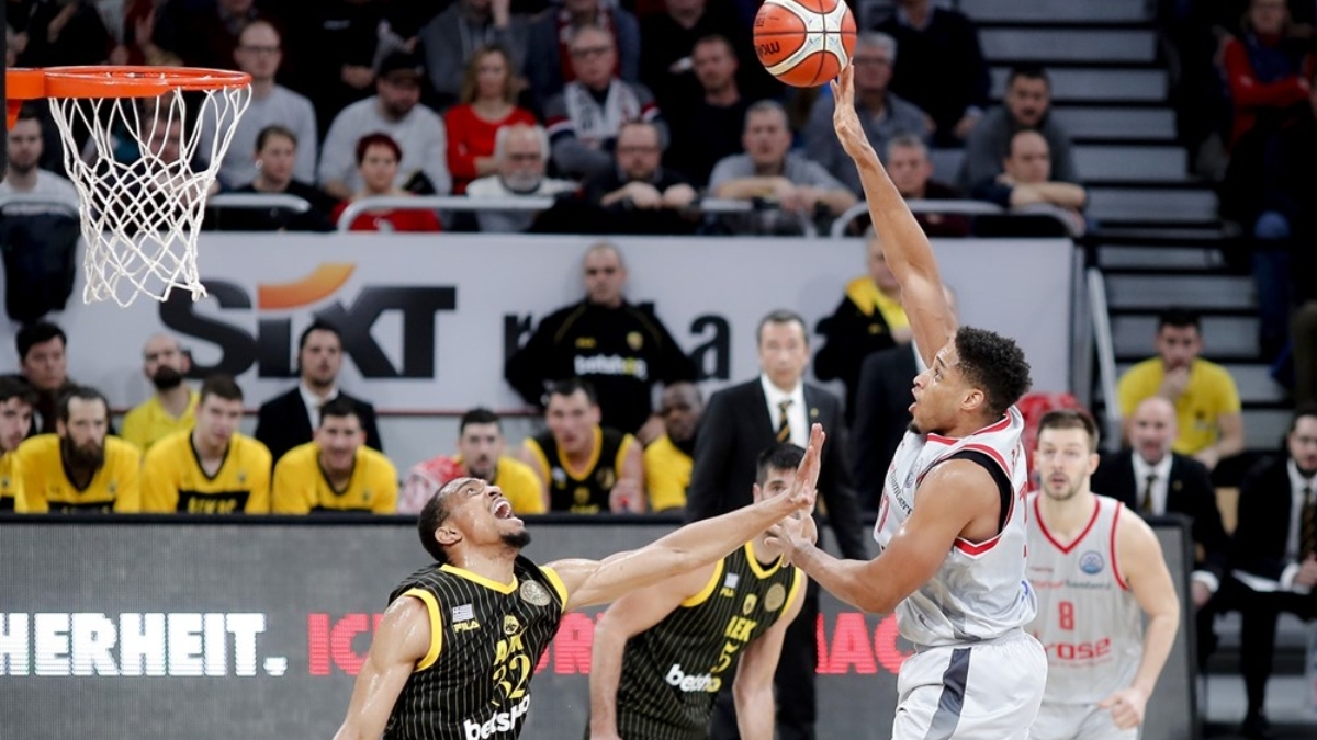 Ο Ολυμπιακός διαπραγματεύεται με τον Όγκουστιν Ρούμπιτ (vids)