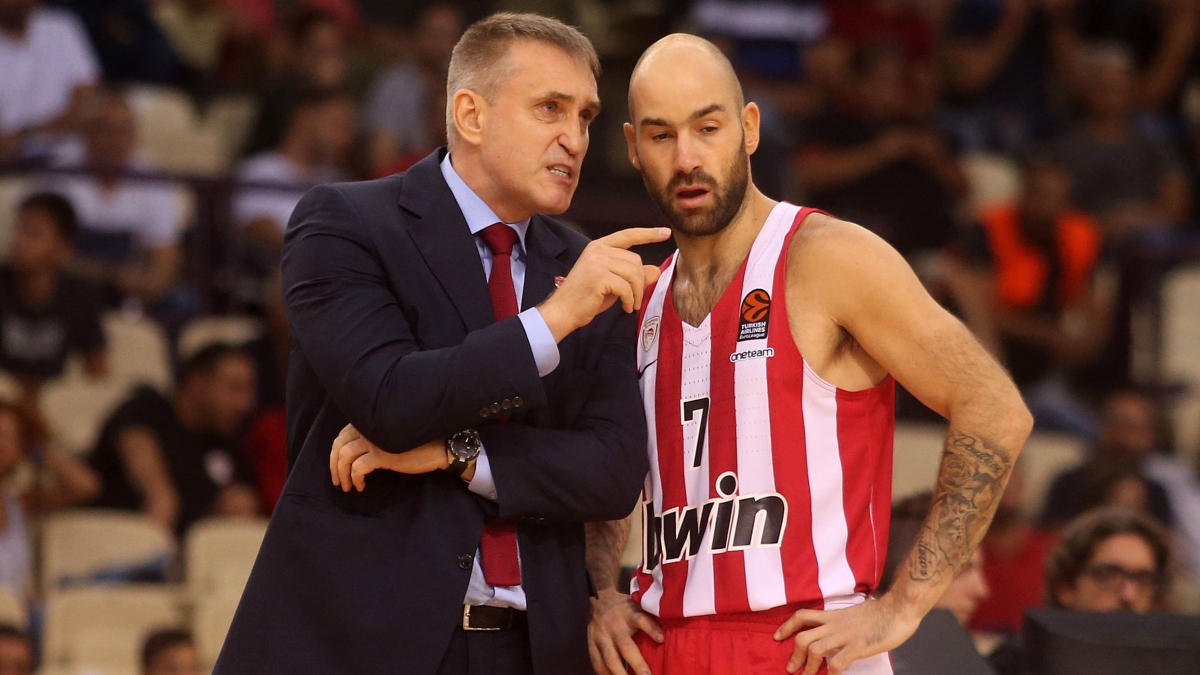 Από πανσέληνο σε πανσέληνο