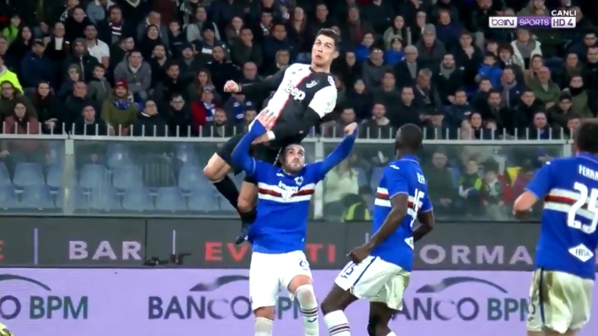 Κριστιάνο για το... εξωγήινο άλμα: «CR7 Air Jordan»! (pics)