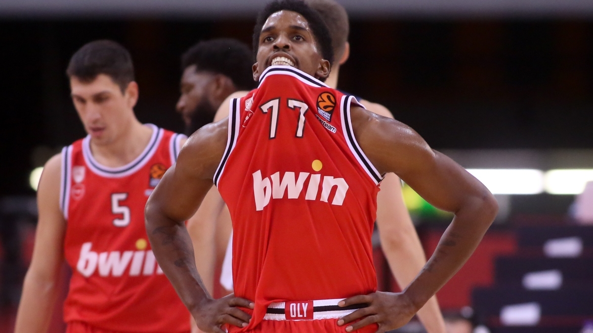 Ολυμπιακός: Προβληματίζει στο πρώτο δεκάλεπτο με ρεκόρ 1-8!