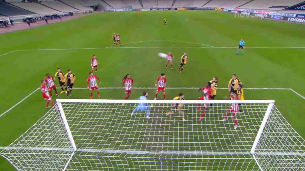 ΑΕΚ – Ολυμπιακός: Η ισοφάριση του Σιμόες (vid)