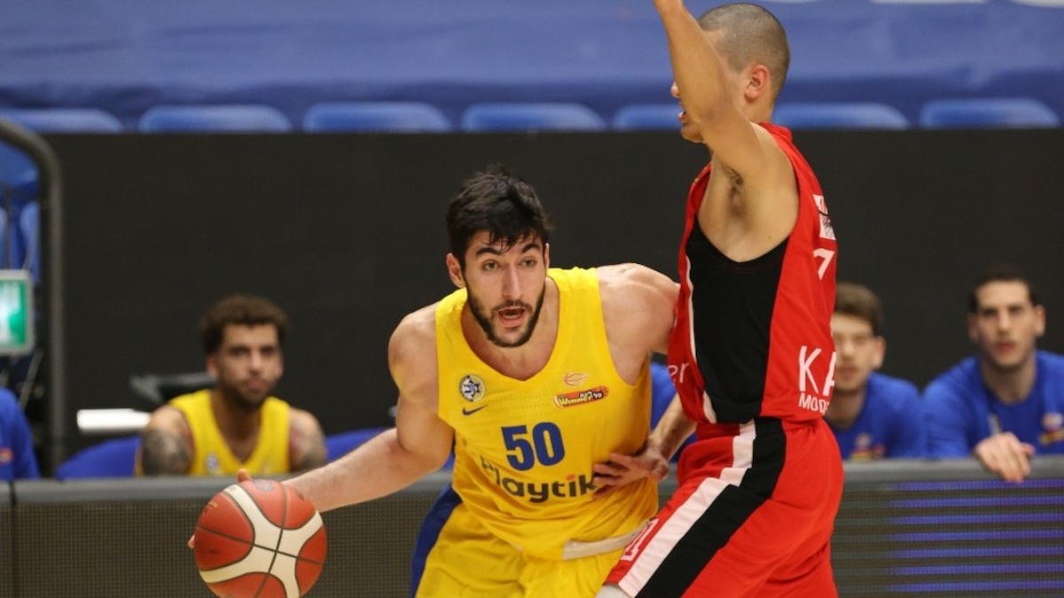 Μακάμπι Τελ Αβίβ: Πρόκριση στα ημιτελικά του Κυπέλλου