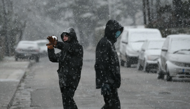 Παιδιά στο χιόνι