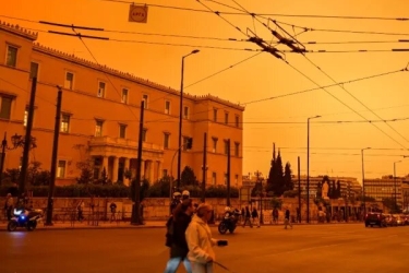 Αφρικανική σκόνη: Χάρτης δείχνει πώς θα κινηθεί το «κόκκινο σύννεφο» στην Ελλάδα