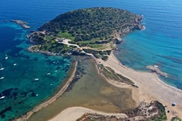 6 παραλίες κοντά στην Αθήνα για να νιώσετε σαν σε νησί