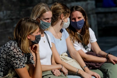 Η ευλογιά των πιθήκων επαναφέρει μάσκες και καραντίνα στον πλανήτη - Συναγερμός για τη νέα πανδημία