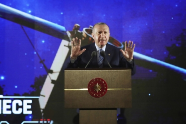 Ερντογάν: Ούτε η Γη δεν τον χωράει - Μετά τη «Γαλάζια Πατρίδα» θέλει να πατήσει στο... φεγγάρι