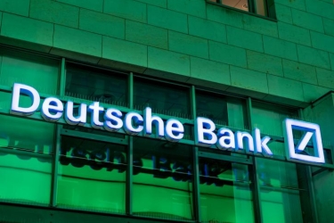 «Σείεται» η Deutsche Bank: Εκτοξεύτηκαν τα CDS, βυθίζεται η μετοχή!