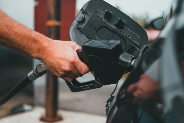 5 τρόποι για να καις λιγότερη βενζίνη