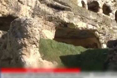 Οικογένειες ζουν σε σπηλιές στο Διδυμότειχο - Κατοικούν για πάνω από 20 χρόνια (vid)