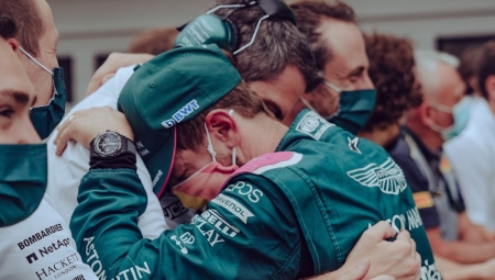 Απορρίφθηκε η αίτηση της Aston Martin να επανεξεταστεί ο αποκλεισμός του Φέτελ