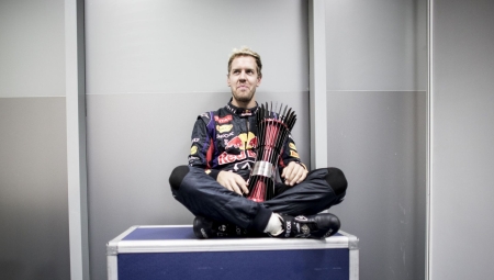 Έκλεστον: Ο Φέτελ πρέπει να γυρίσει στη Red Bull