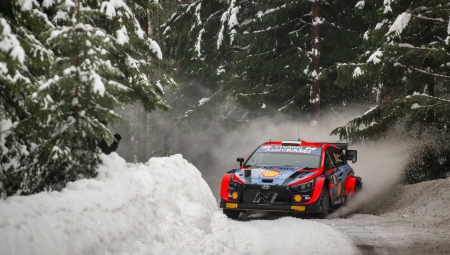 WRC: Τέρμα γκάζι στο χιόνι με τον Τάνακ (vid)