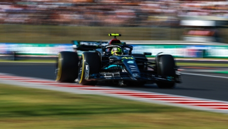 Η Mercedes «μαρτυρά» το πλάνο σχεδιασμού της W15 του 2024