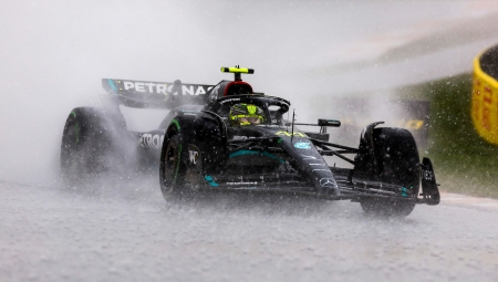 Χάμιλτον: «Δίχως λάθη, θα πάλευα με τον Φερστάπεν»