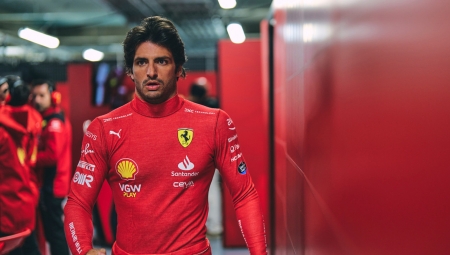 Red Bull και Aston Martin δίνουν μάχη για τον Σάινθ στη μετά-Ferrari εποχή