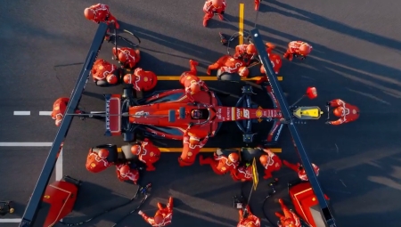 Η Ferrari έκανε λάθος pit stop ακόμα και σε προωθητικό βίντεο