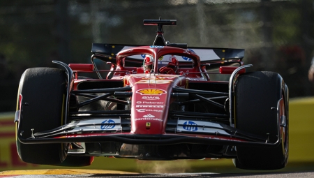 H Ferrari δουλεύει ήδη στο πρώτο κόκκινο μονοθέσιο του Χάμιλτον
